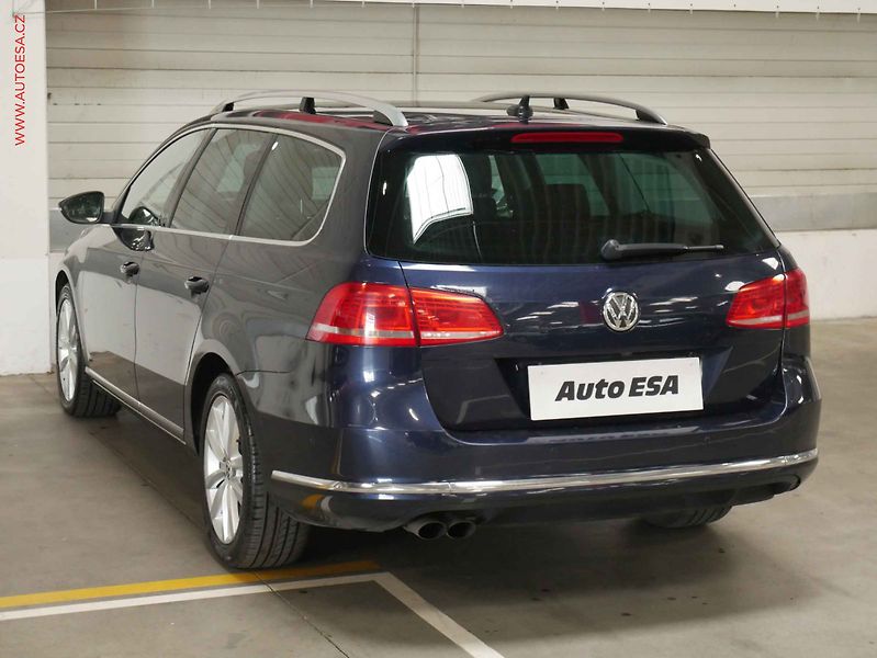 Volkswagen Passat (2011) 2.0 TDI, STK2/28 - fotka 4 z 24
