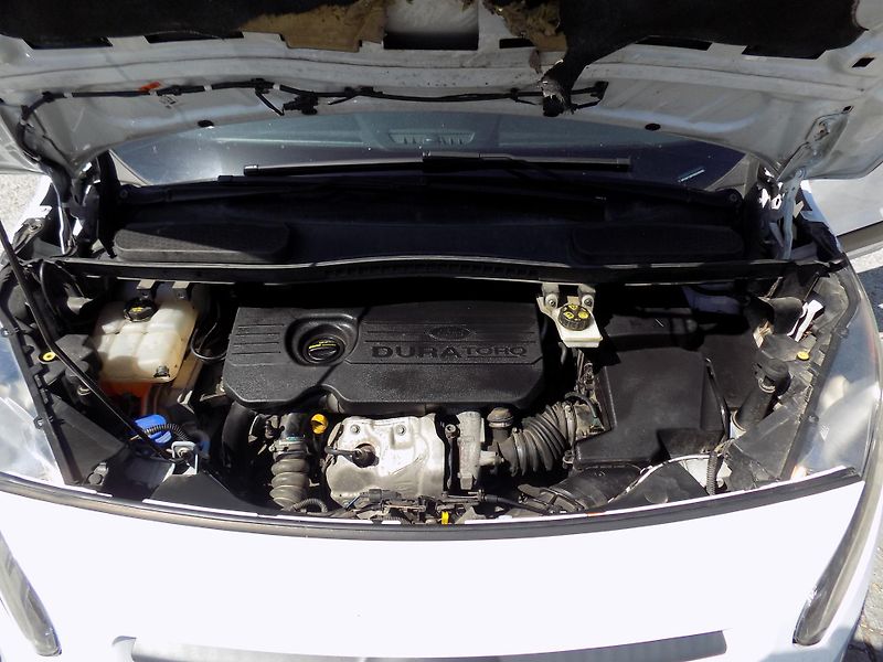 Ford Transit Connect 1,5 TDCI 88 KW KLIMA ČR!!! - fotka 36 z 44