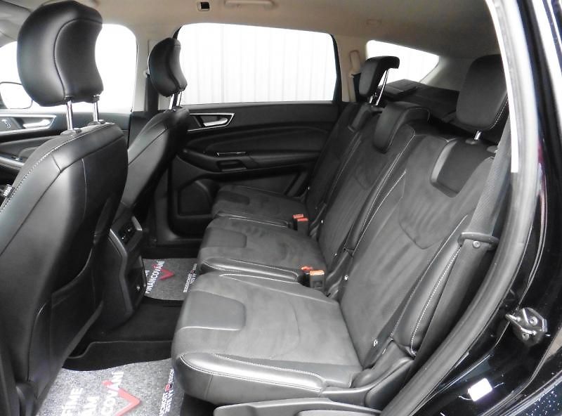 Ford S-MAX 2.0 TDCi Titanium Navi - fotka 9 z 12