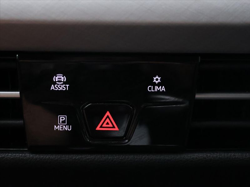 Volkswagen Golf 1,0 TSI 81kW Life M6 - fotka 23 z 33