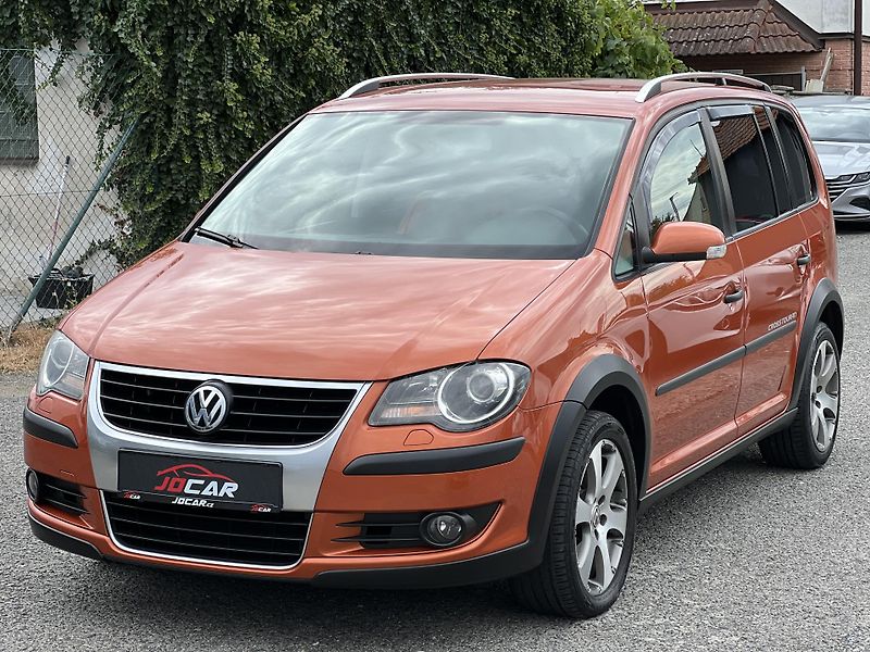 Volkswagen Touran Cross 1.4TSi 125KW DSG  - fotografie inzerátu