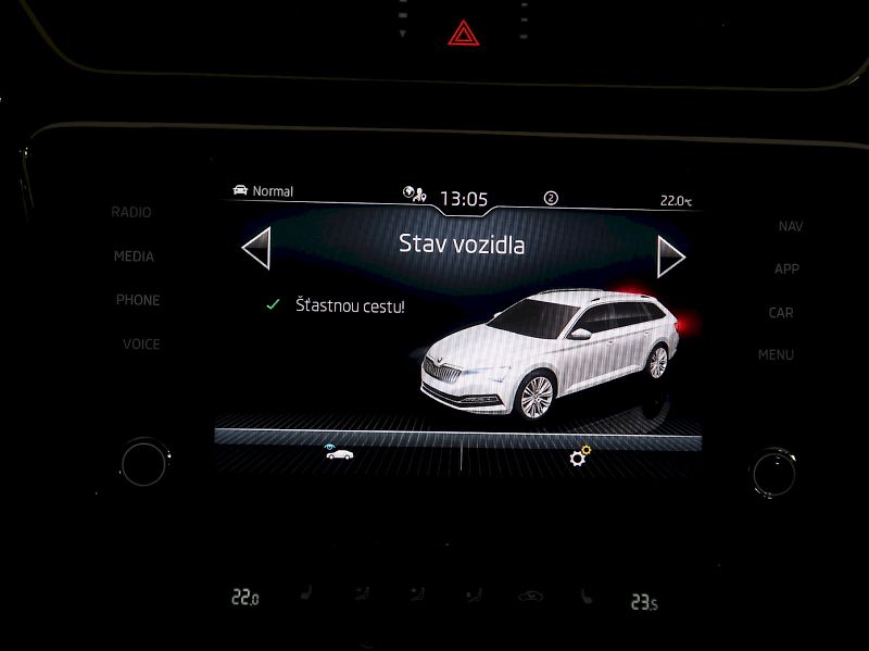 Škoda Superb (2022) STYLE 2.0TDI 147KW 4x4 DSG TAŽ - fotka 30 z 44