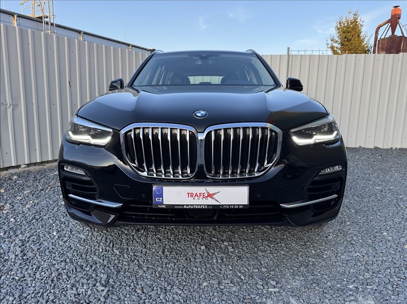BMW X5 3,0 xDrive 30d DPH 1.maj. ČR - fotka 2 z 50