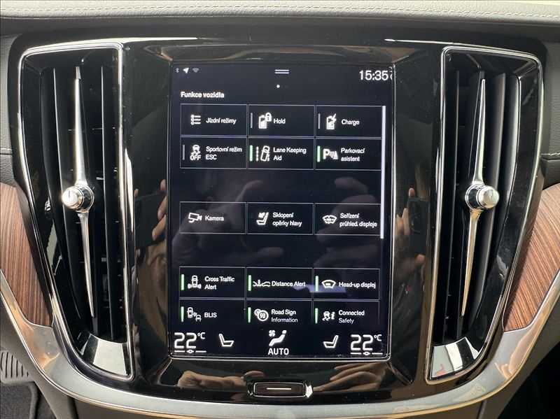 Volvo V60 2,0 T6 AWD Inscription DPH ČR - fotka 33 z 50