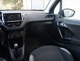 Peugeot 208 (2016) 1.2 PureTech, ČR,1.maj - náhled 8