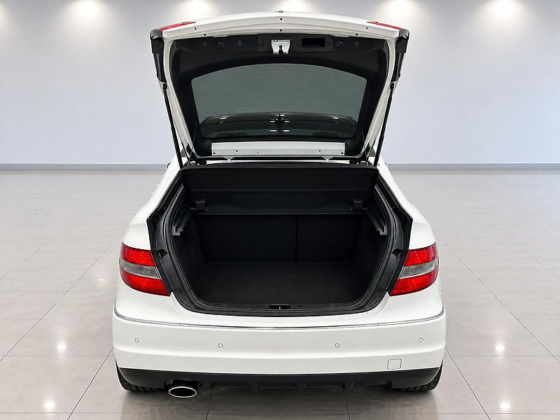 Mercedes-Benz CLC (2010) - fotka 7 z 19
