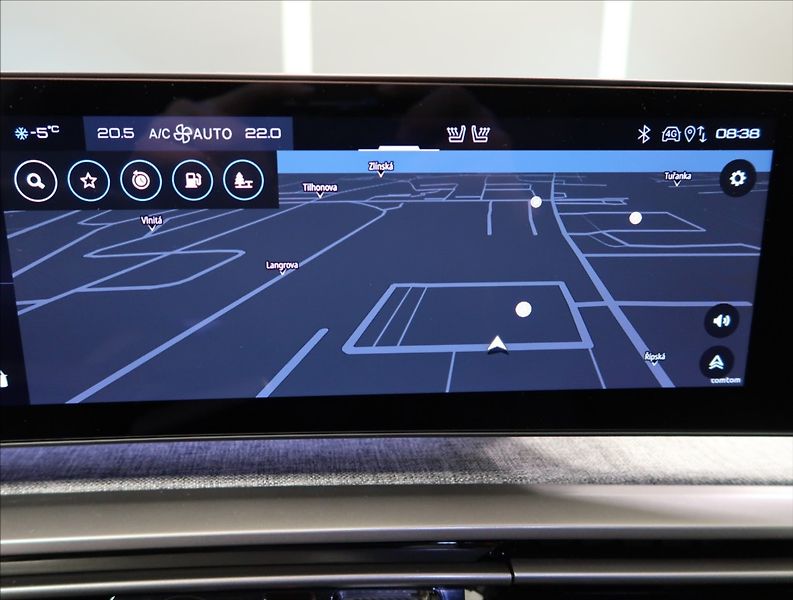 Peugeot 3008 1,2 ALLURE HYBRID145 e-DCS6 ČR - fotka 20 z 29