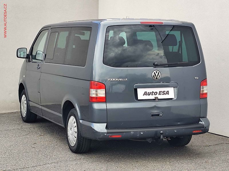 Volkswagen Caravelle (2008) 2.5TDi 8míst, AC, TZ, park - fotka 6 z 21