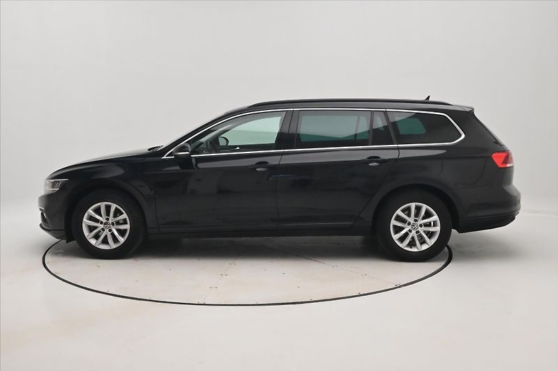 Volkswagen Passat 2,0 TDI 110KW DSG BUSINESS Zár - fotka 8 z 32
