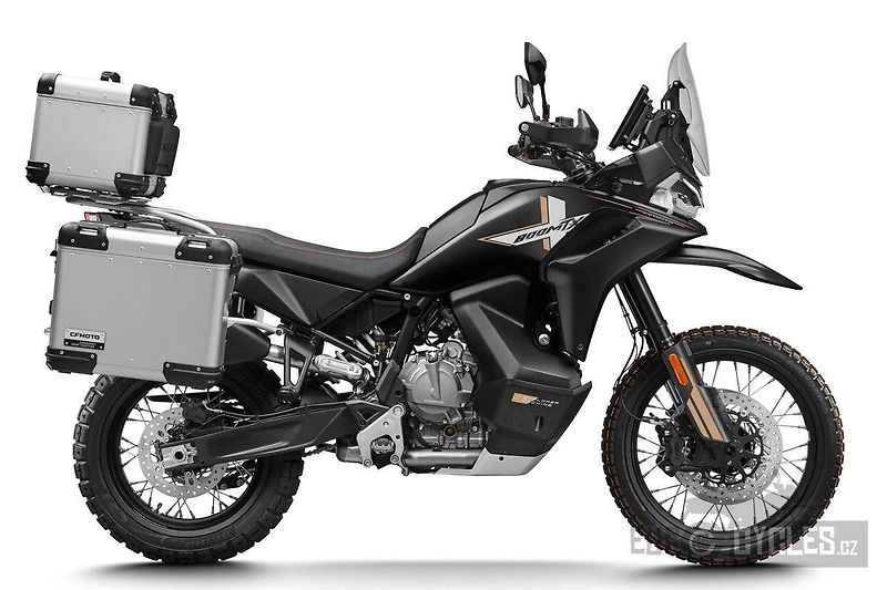CFMOTO 800 MT (2026) X Akce - fotka 3 z 14