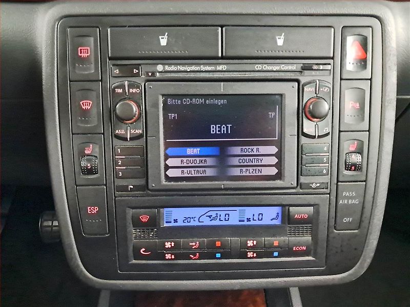 Volkswagen Sharan (2008) 2.0 TDI, Xenony, Tempomat - fotka 13 z 17
