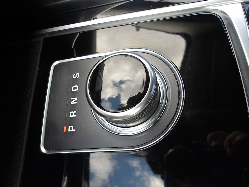 Jaguar XE 2,0D 120kW NAJ:133000km !!! - fotka 25 z 34