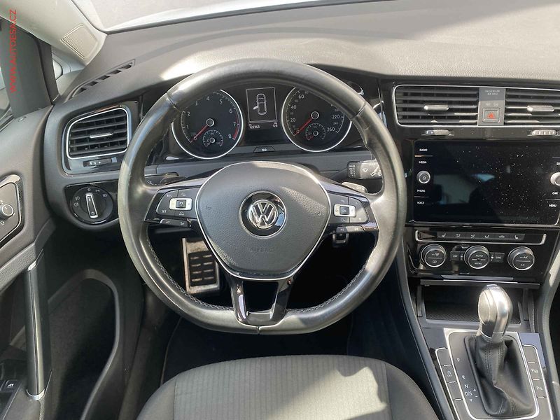 Volkswagen Golf (2017) 1.0 TSi, Sound, DSG, +kola - fotka 11 z 18