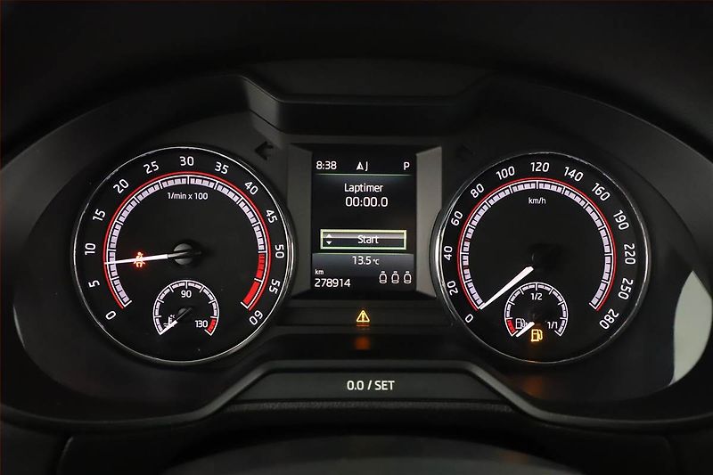 Škoda Octavia (2017) RS 2.0 TDI 4x4 DSG, 4X4 - fotka 13 z 14