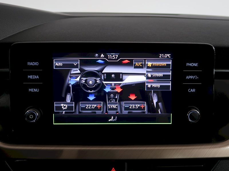 Škoda Scala (2021) STYLE 1.5TSI 110KW - fotka 24 z 35