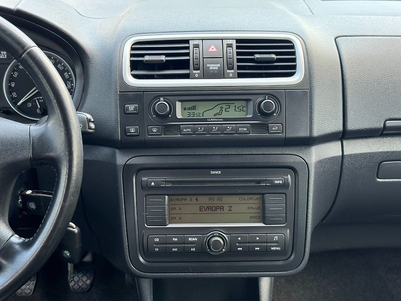 Škoda Roomster (2008) Scout 1.4i 63kW - fotka 18 z 34