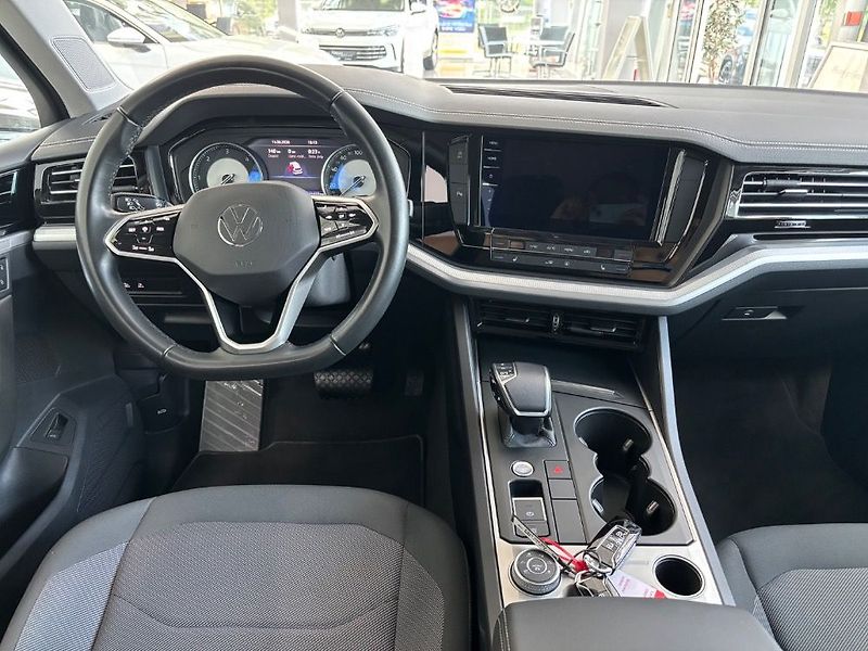 Volkswagen Touareg 3.0 TDI 170kW Tiptronic - fotka 17 z 17