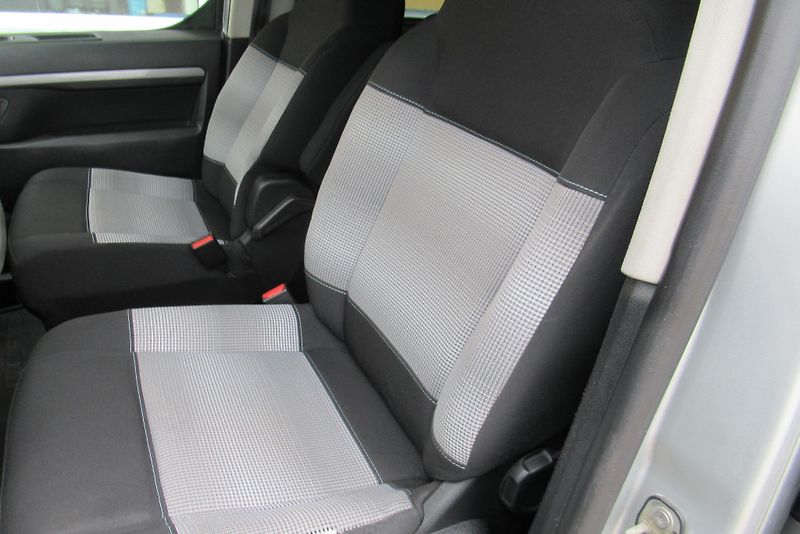 Citroën Jumpy SpaceTourer 8MÍST 1.MAJITEL - fotka 23 z 35