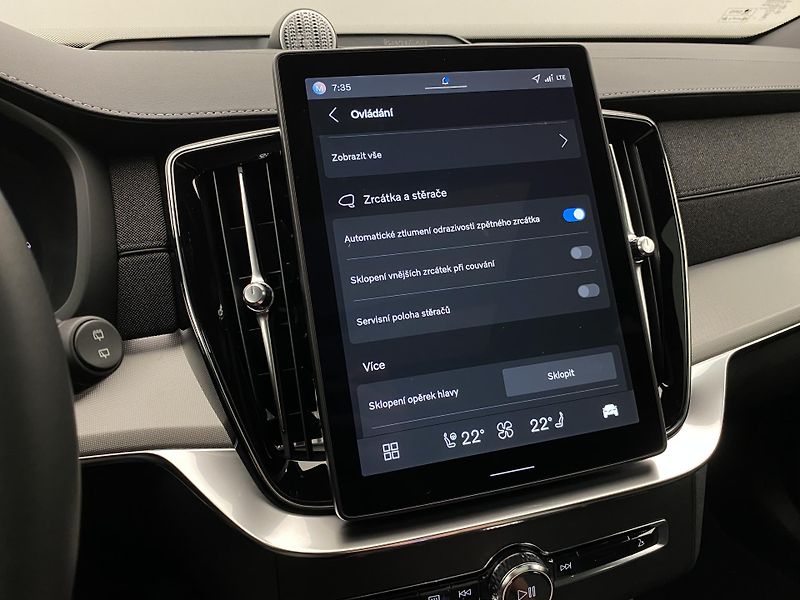 Volvo XC90 (2025) T8 AWD RECHARGE BLACK EDITION  - fotka 61 z 80