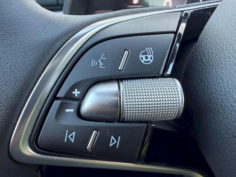 Škoda Kamiq (2025) 1.0 TSI 85kW Top Selection - fotka 12 z 35