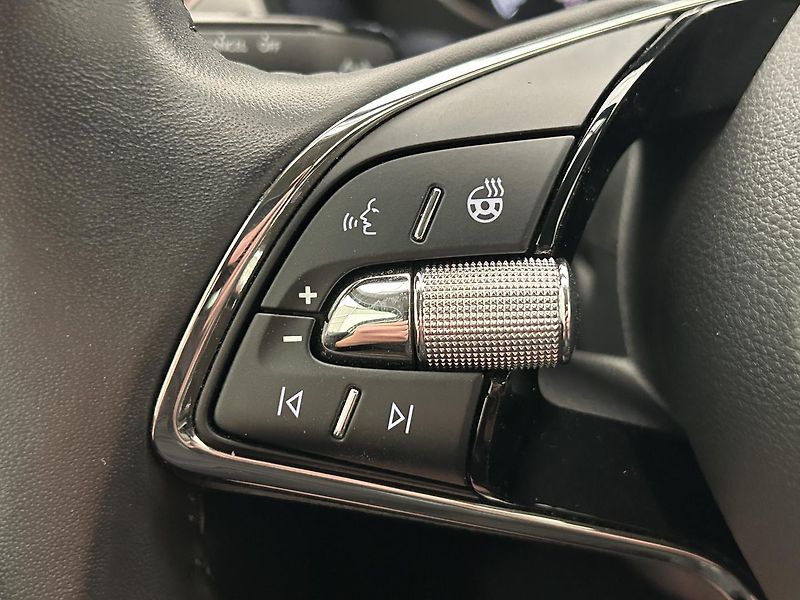 Škoda Kamiq 1.5 TSI Style - fotka 21 z 26