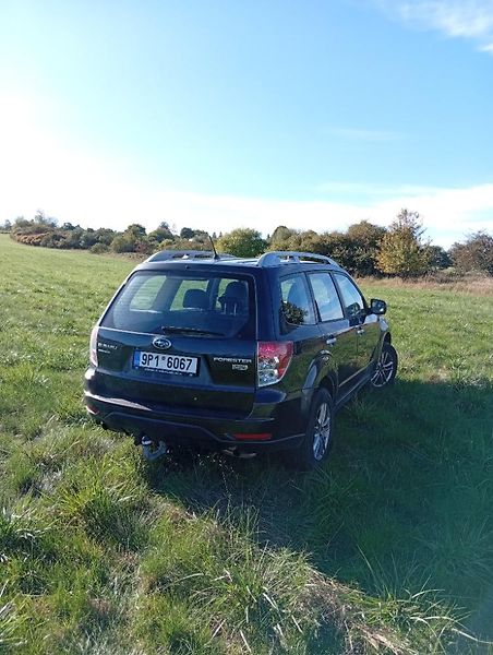 Subaru Forester 2.0D 4x4 - fotka 5 z 24