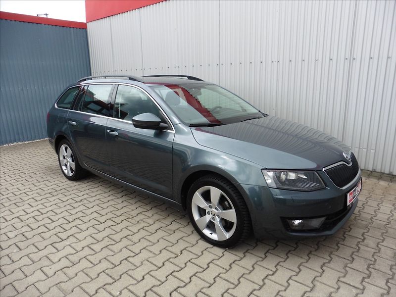 Škoda Octavia 1,6 TDi III Combi Style - fotka 2 z 18
