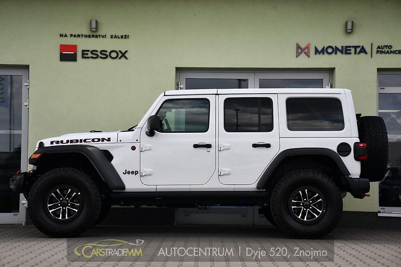 Jeep Wrangler 3.6L AWD RUBICON 4tisKM - fotka 2 z 52