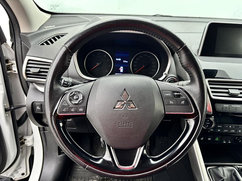 Mitsubishi Eclipse Cross (2018) 1.5T-MIVEC INTENSE  - fotka 20 z 36