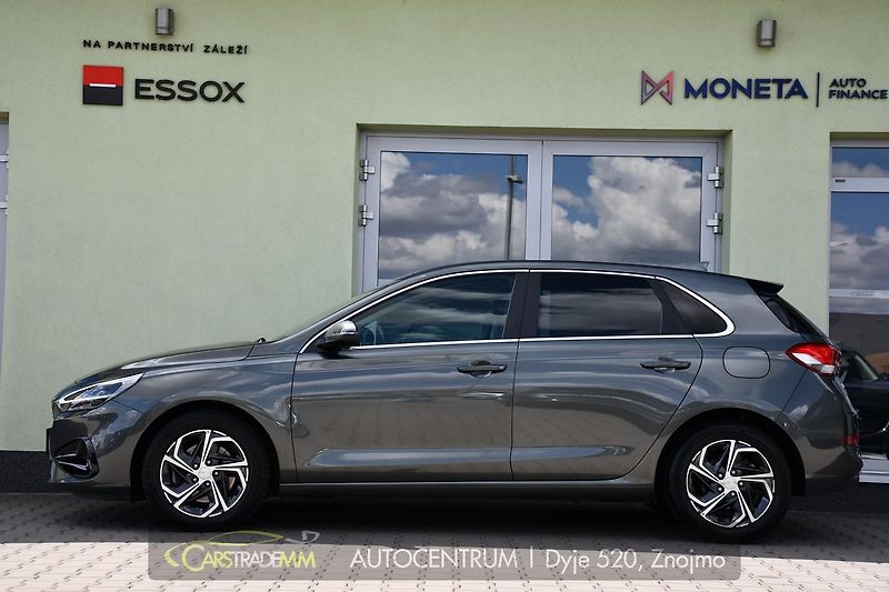 Hyundai i30 1.0T-GDI ČR FAMILY SMART DCT - fotka 2 z 52