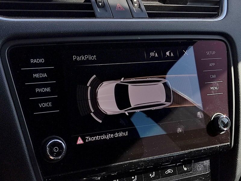 Škoda Octavia (2017) combi Style 1,8 Tsi 132 Kw DSg - fotka 15 z 32
