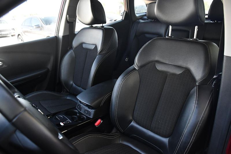 Renault Kadjar 1,5dCi 2xPNEU ALU TAŽNÉ NAVI - fotka 12 z 54