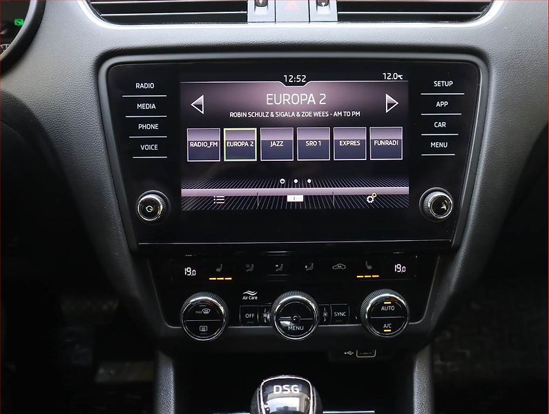 Škoda Octavia (2018) 2.0 TDI, Serv.kniha, Tempomat - fotka 12 z 20