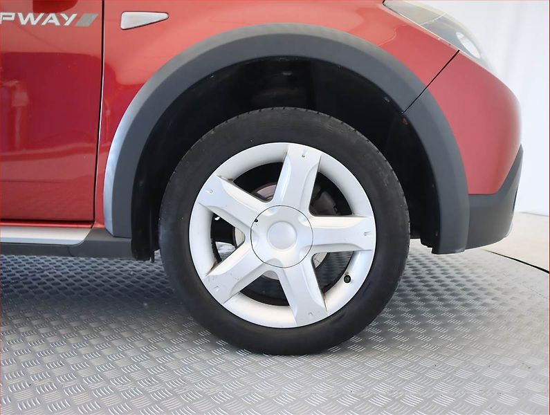Dacia Sandero (2011) 1.6 MPI, Serv.kniha, nová STK - fotka 14 z 14