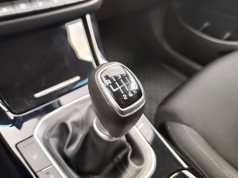 Hyundai i30 1.5 T-GDi/103kW Style - fotka 24 z 36