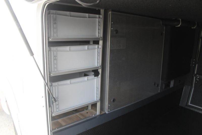 Niesmann+Bischoff (2025) iSmove 7.3F - fotka 16 z 77