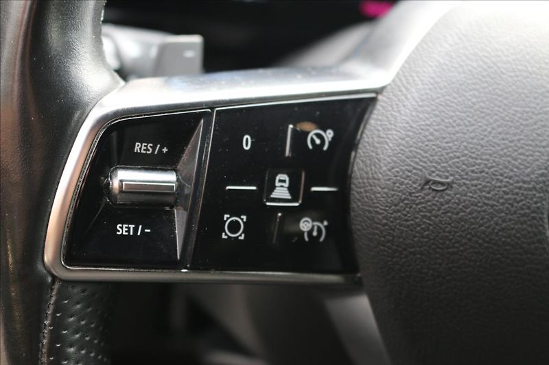 Renault Austral 1,2 e-HYBRID, TAŽNÉ - fotka 17 z 49