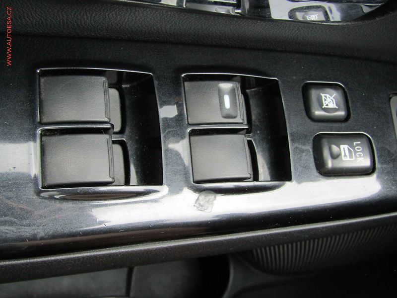 Citroën C4 Aircross (2013) 1.8HDi 4x4, Panorama - fotka 18 z 23