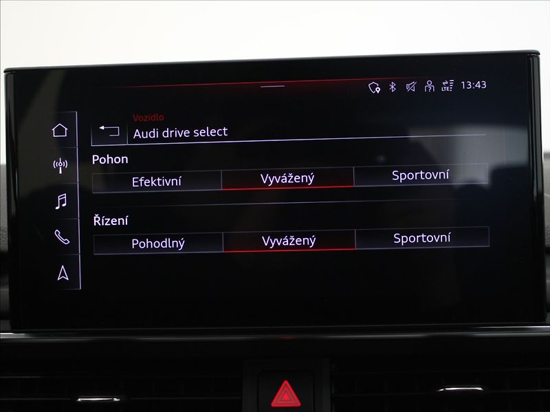 Audi A4 2,0 TFSi 150kW Avant ACC LED - fotka 13 z 28