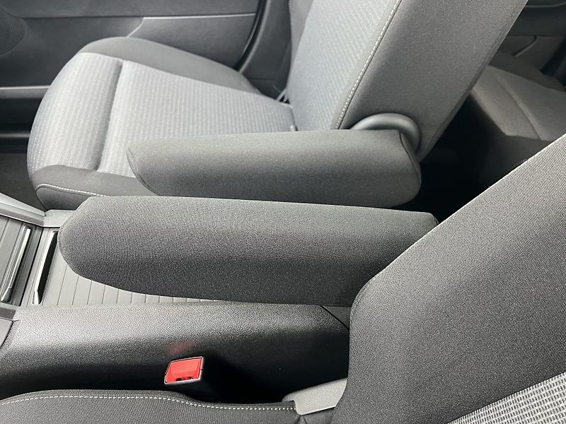 Toyota ProAce City Verso 1.5L D Family - fotka 25 z 32