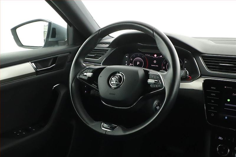 Škoda Superb (2021) Laurin&Klement 2.0 TDI - fotka 17 z 20