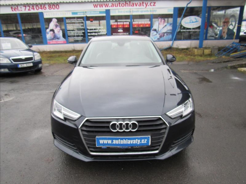 Audi A4 2,0 TDI 110kW Sedan - fotka 2 z 34