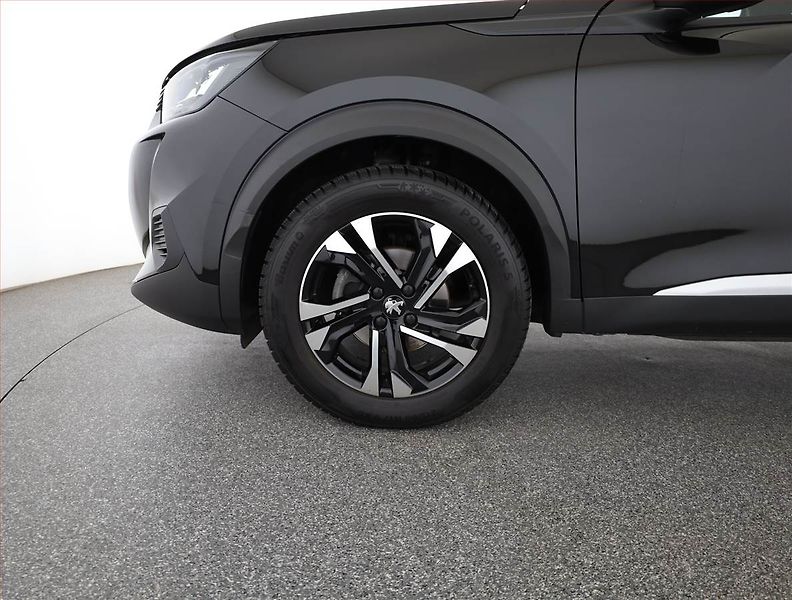 Peugeot 2008 (2023) 1.2 PureTech, ČR,1.maj - fotka 20 z 20