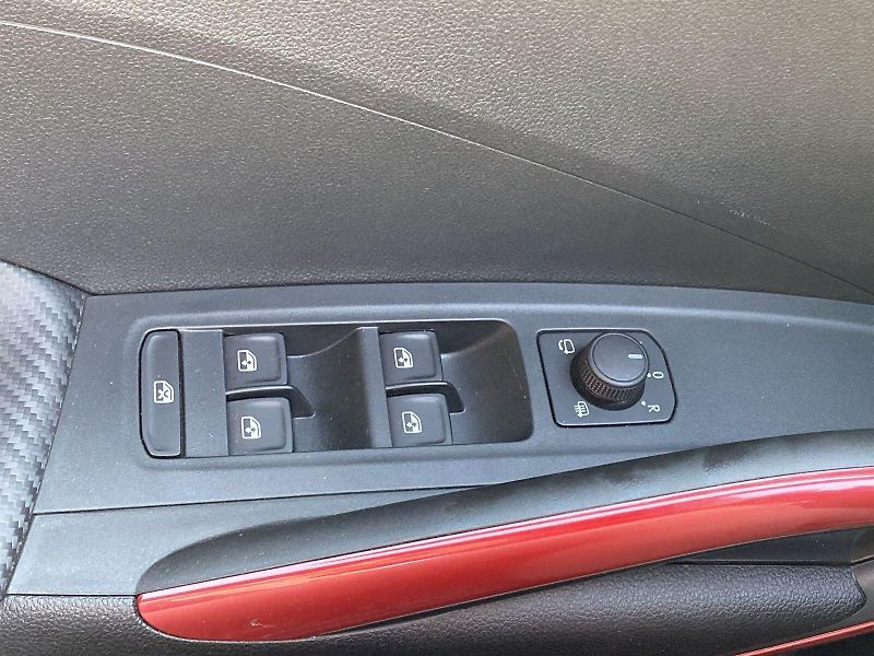 Škoda Fabia (2025) 1.0 TSI DSG Monte Carlo - fotka 11 z 33