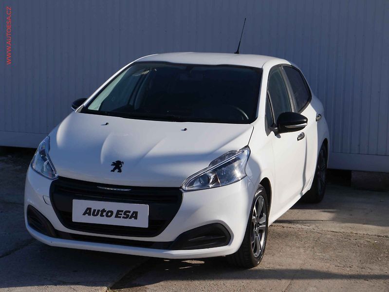 Peugeot 208 (2016) 1.6HDi, 2.maj, AC - fotka 3 z 15