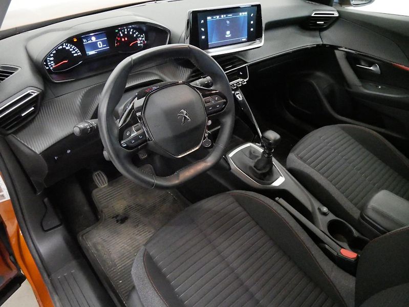 Peugeot 2008 - fotka 5 z 6