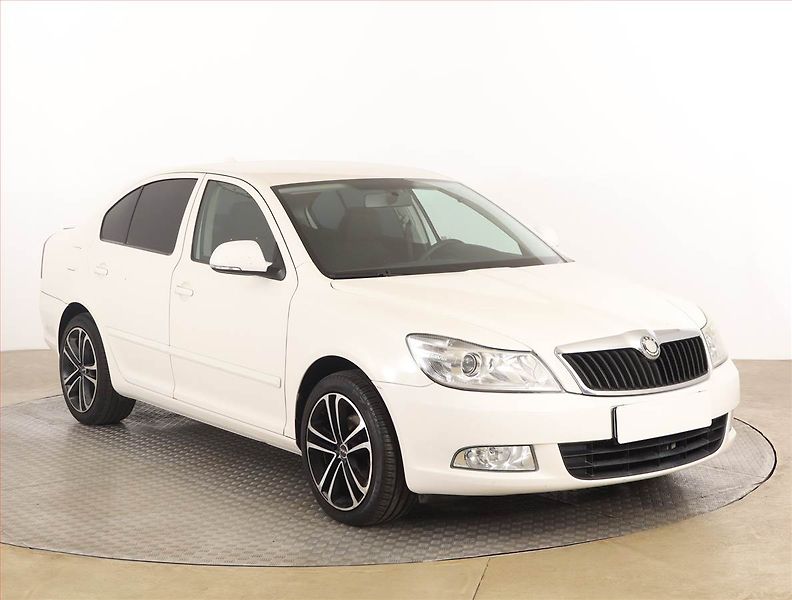 Škoda Octavia (2010) 1.9 TDI, Park. senzory - fotografie inzerátu