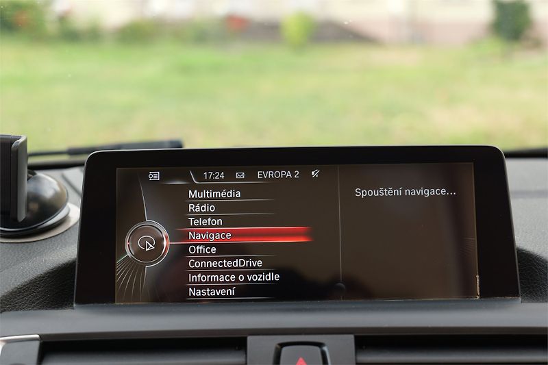 BMW Řada 2 228i Cabrio M-Sport H&K Kamera - fotka 30 z 33