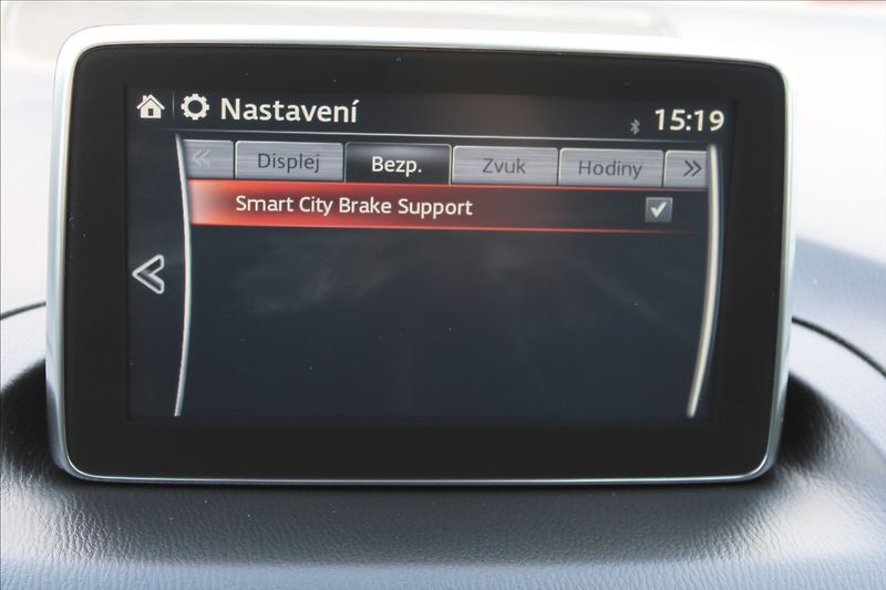 Mazda 3 2,0 i  NOVÉ V ČR,1.MAJITEL - fotka 12 z 25