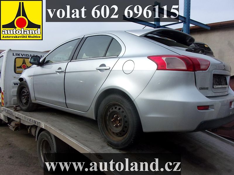 Mitsubishi Lancer (2011) VOLAT 602 696115 - fotka 2 z 8